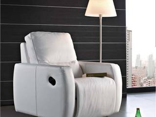 SILLON RELAX MOD. BRUNO, LA CANTARERIA MUEBLES Y DECORACION LA CANTARERIA MUEBLES Y DECORACION 现代客厅設計點子、靈感 & 圖片