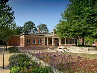 Wellington College Berkshire, Viridian Landscape Studio Viridian Landscape Studio مساحات تجارية