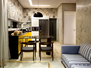 Box House, SAINZ arquitetura SAINZ arquitetura Living room Grey