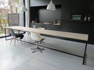 Tisch aus Bauholz mit Untergestell aus Stahl, PURE Wood Design PURE Wood Design Dining roomTables