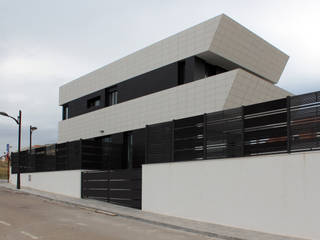 VIVIENDA UNIFAMILIAR FM, forma2arquitectos forma2arquitectos 更多房间