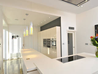 MR & MRS WHITESIDE'S KITCHEN, Diane Berry Kitchens Diane Berry Kitchens Cucina moderna