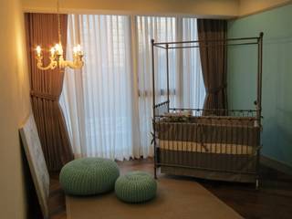 HCH, NIVEL TRES ARQUITECTURA NIVEL TRES ARQUITECTURA Classic style nursery/kids room