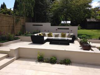 Contemporary Split level terrace: Buff sawn sandstone giving a contemporary feel, Gardenplan Design Gardenplan Design สวน