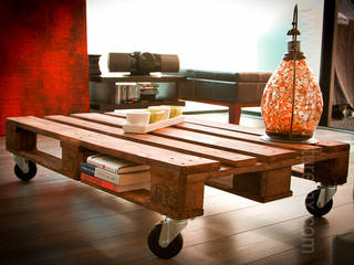 Mesas con palets, URBAN FURNITURE URBAN FURNITURE Living room Side tables & trays