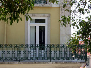 Apartamento Pedras Negras (2012), pedro pacheco arquitectos pedro pacheco arquitectos ระเบียง, นอกชาน