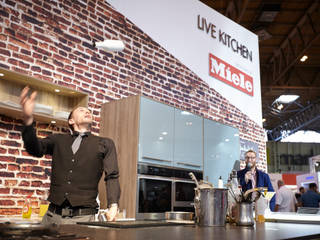 Grand Designs LIVE 2013 Celebrity Show Demo Kitchen , Henley McKay Kitchens Henley McKay Kitchens مطبخ