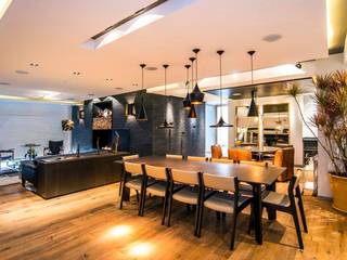 Veramonte I, Sobrado + Ugalde Arquitectos Sobrado + Ugalde Arquitectos Eclectic style dining room