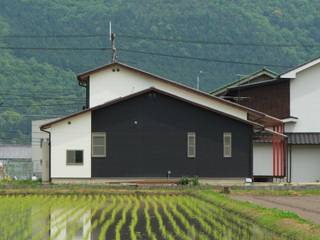 鶴居の家, 辻建築設計室 辻建築設計室 Eclectic style houses