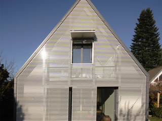 Anbau und Sanierung eines Wohnhauses, Haack + Höpfner . Architekten und Stadtplaner BDA Haack + Höpfner . Architekten und Stadtplaner BDA Modern living room