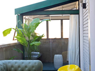 Residência Harmonia, Mauricio Arruda Design Mauricio Arruda Design Moderner Balkon, Veranda & Terrasse