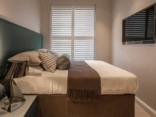 Eaton Mews North - Guest Bedroom Roselind Wilson Design Small bedroom bedroom,green,bed,lamp,curtains,cushions,interior design