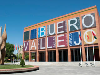 Reforma del Teatro Buero Vallejo en Alcorcón, Envés arquitectos Envés arquitectos Espacios comerciales