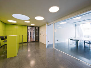 NEUBAU INSTITUTSGEBÄUDE WÄHRINGERSTRASSE 29-31, NMPB Architekten NMPB Architekten Commercial spaces