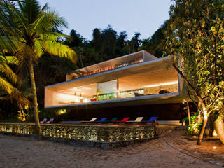 Paraty House, Studio MK27 Studio MK27 Modern Evler