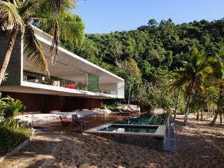 Paraty House, Studio MK27 Studio MK27 모던스타일 주택