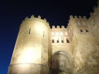 Iluminación puerta San Andrés, muralla de Segovia, Ear arquitectura Ear arquitectura Museums