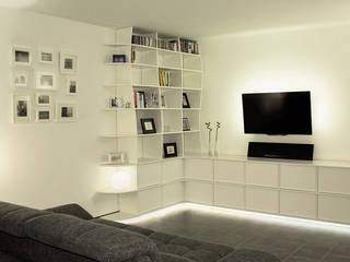 TV-Regalsystem mit Ambilight , form.bar form.bar Ruang Keluarga Modern