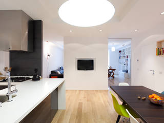 Apartment in Milan - OX22, Wisp Architects Wisp Architects Modern dining room