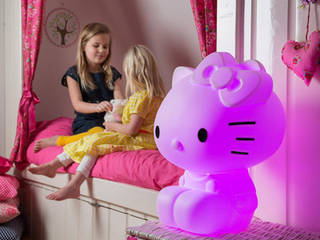 La lampe Hello Kitty de Base NL, decoBB decoBB Nursery/kid’s room