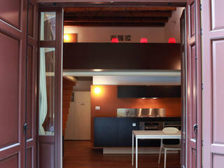 Sciostra al Ticinese, auge architetti auge architetti Rumah: Ide desain interior, inspirasi & gambar