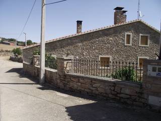 VIVIENDA UNIFAMILIAR , Meana Arquitectos Meana Arquitectos Casas rurales