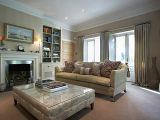 Sitting Room, Barkers Interiors Barkers Interiors Classic style living room