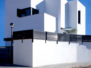 VIVIENDA UNIFAMILIAR PM, forma2arquitectos forma2arquitectos Minimalist houses