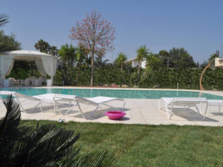 Giardino con piscina MMR, leìdea leìdea Modern Havuz