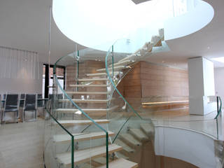 Sheldon Avenue 2 'The Hampstead House', IQ Glass UK IQ Glass UK Moderne Fenster & Türen