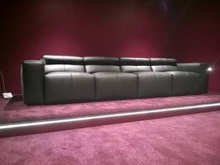 Cinema room sofa, Cadira Cadira غرفة الميديا