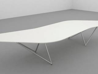 Conference Table Design, atelier blur / georges hung architecte d.p.l.g. atelier blur / georges hung architecte d.p.l.g. Moderne Arbeitszimmer
