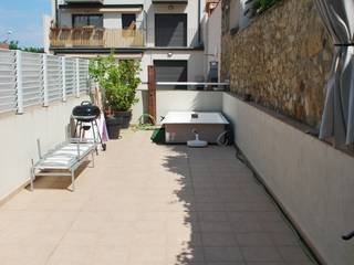 Antes y después terraza Sant Antoni de Calonge , Vicente Galve Studio Vicente Galve Studio Mediterraner Balkon, Veranda & Terrasse