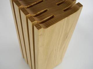 .Messerblock Robinienholz - aus einem Block gefertigt, holzunicum holzunicum Nhà bếp phong cách tối giản