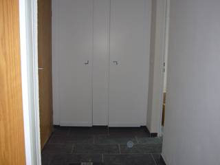 Home Staging - Dachgeschosswohnung in Duisburg, raum² - wir machen wohnen raum² - wir machen wohnen Коридор