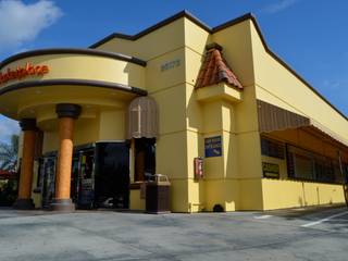Bella MarketPlace La Paz. Laguna Hills CA., Erika Winters® Design Erika Winters® Design Commercial spaces