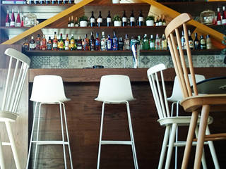 Restaurante Broker Café Vade Studio SC Bares y clubs de estilo moderno