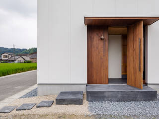 HouseYM, FUMIHITO OHASHI ARCHITECTURE STUDIO FUMIHITO OHASHI ARCHITECTURE STUDIO モダンな 家