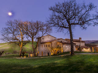 Une Villa Qui a des Inspirations Italienne: Toscane, dmesure dmesure Casas mediterráneas