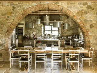 Une Villa Qui a des Inspirations Italienne: Toscane, dmesure dmesure Kitchen