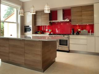 Contemporary Kitchen in 19th Century Home Modern kitchen by in-toto Kitchens Design Studio Marlow Modern