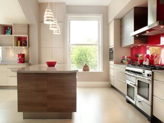 Contemporary Kitchen in 19th Century Home, in-toto Kitchens Design Studio Marlow in-toto Kitchens Design Studio Marlow Moderne Küchen