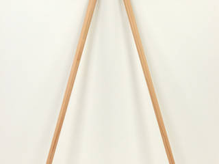 Pecten Garderobe by Scamillus+, mherweg design mherweg design Hành lang, sảnh & cầu thang phong cách tối giản
