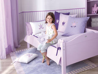 Krone, annette frank gmbh annette frank gmbh Eclectic style nursery/kids room Beds & cribs