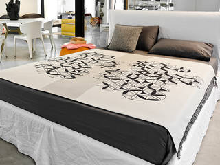 Talking about...blankets, roberta licini roberta licini Chambre moderne