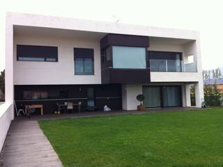 Vivienda unifamiliar en León, URBAQ arquitectos URBAQ arquitectos Casas de estilo moderno
