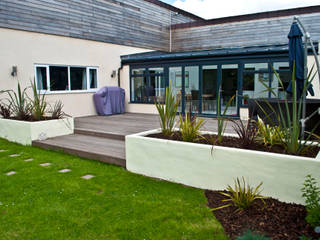 Yellow Balau Hardwood Deck, Chester, Native Landscape Design Native Landscape Design Modern garden