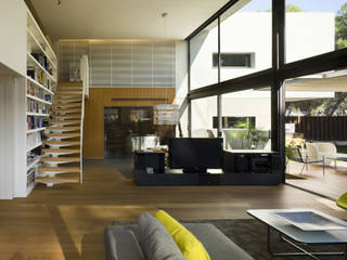 Casa D&E, sanahuja&partners sanahuja&partners Moderne Esszimmer