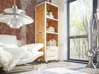 Bücherregal Braddock homify Industriale Wohnzimmer