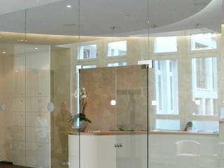 Büro - Praxen - Health care objekte, CHAPPUZEAU INTERIOR CONCEPTS CHAPPUZEAU INTERIOR CONCEPTS Powierzchnie handlowe